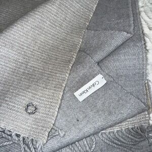 Calvin Klein Scarf Grey Women's Fringe Light Weight Cute Winter  Wrap Shawl 5026